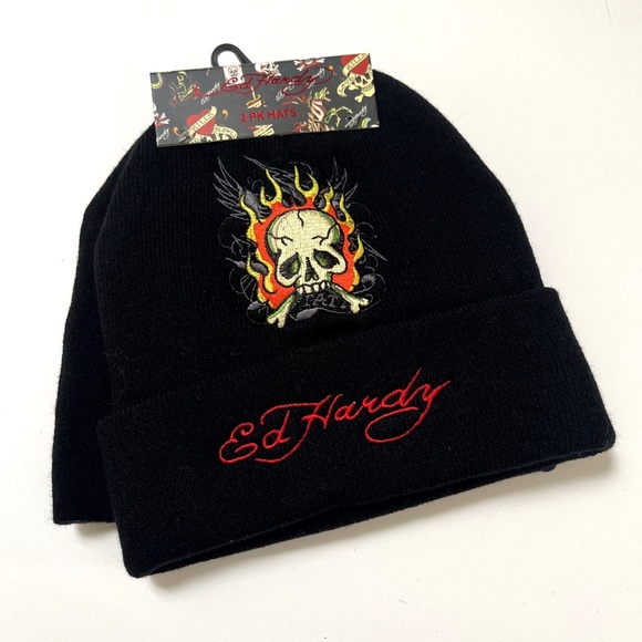 Ed Hardy Skull & Dragon Beanie Set 2-Pack Knit Black Embroidered Logo Hat NWT - Picture 5 of 5